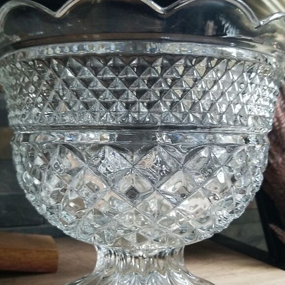 Anchor Hocking Wexford Trifle Bowl Criss Cross Diamond Pattern, Footed, … - Picture 3 of 5